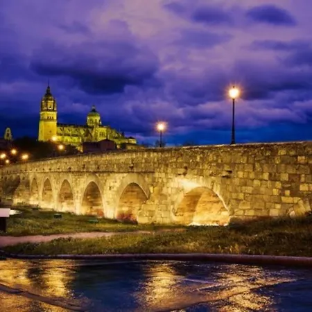 Апартаменти Esplendido Apto Junto A Puente -